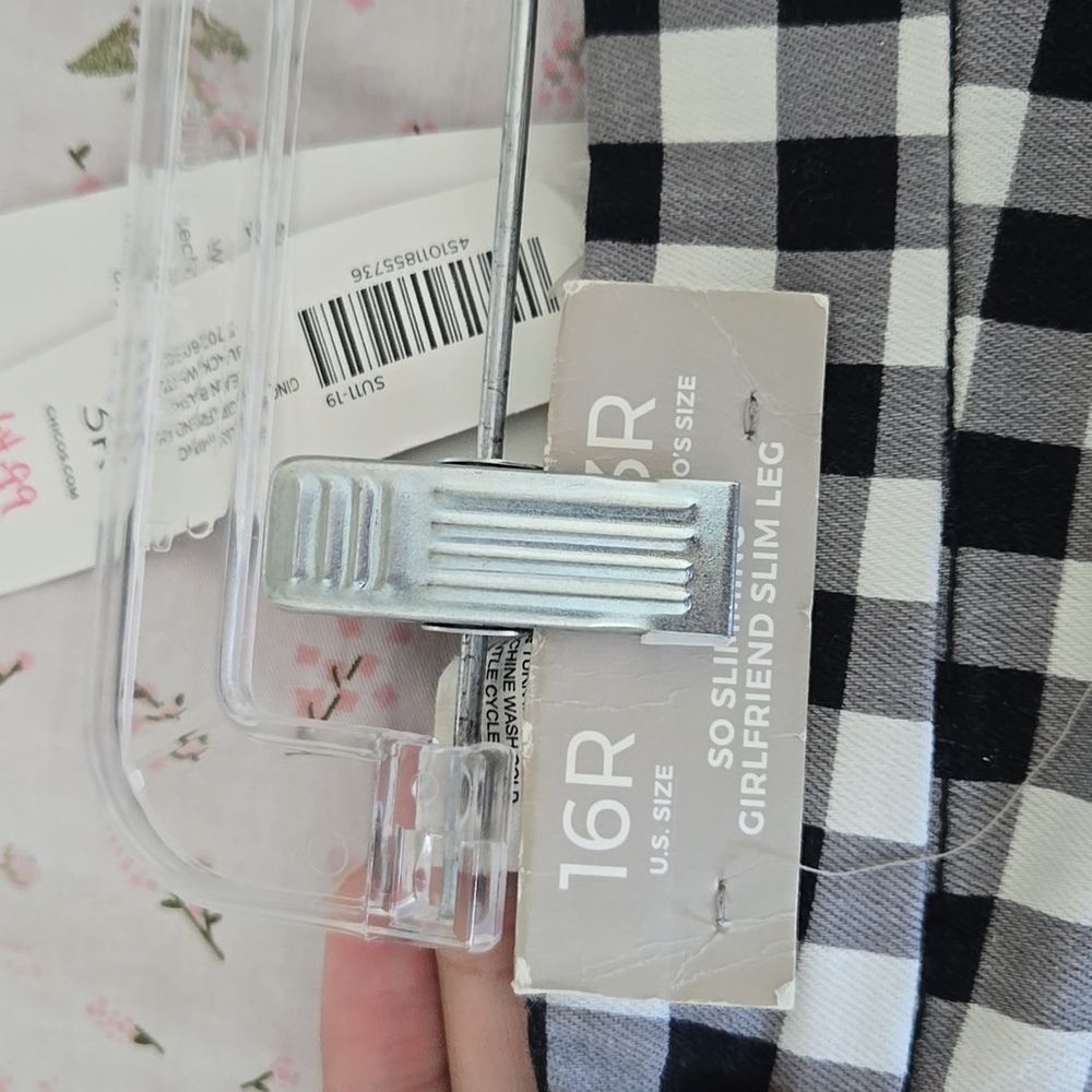 Chico's Black and White Checkered/gingham Chinos - Picture 5 of 10